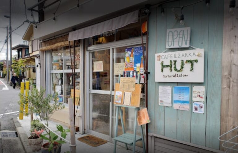 CAFE&ZAKKA HUT
